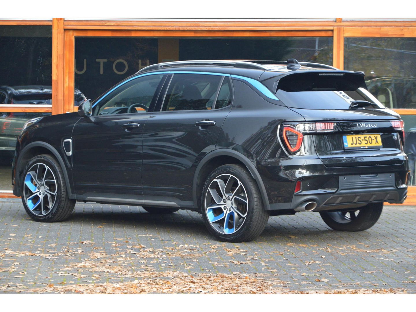 Lynk & Co 01 | Adaptive Cruise | 360° Camera | Panoramadak | Elektrische memory stoel | Keyless |