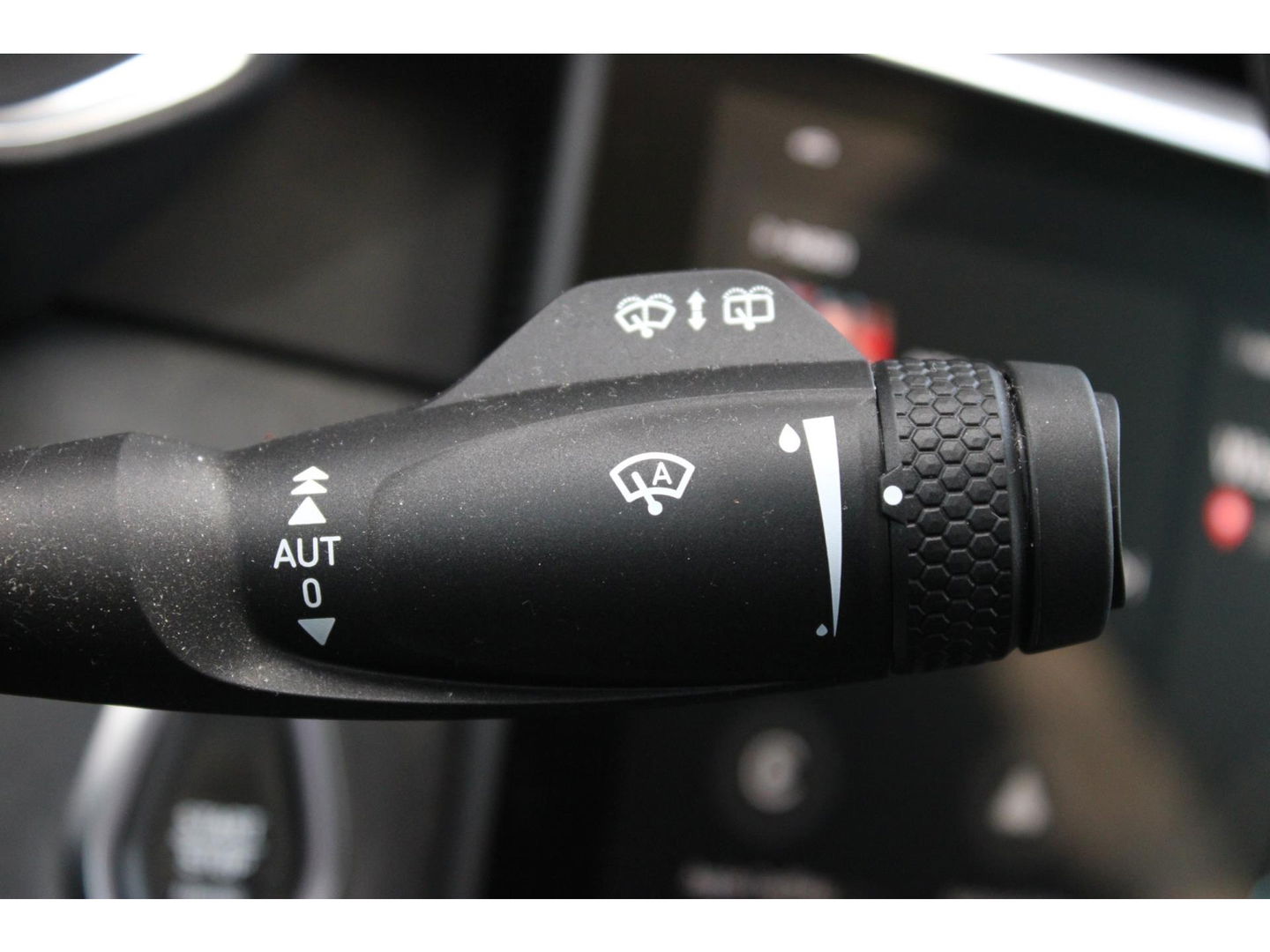 Lynk & Co 01 | Adaptive Cruise | 360° Camera | Panoramadak | Elektrische memory stoel | Keyless |