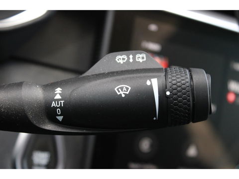 Lynk & Co 01 | Adaptive Cruise | 360° Camera | Panoramadak | Elektrische memory stoel | Keyless |