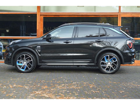 Lynk & Co 01 | Adaptive Cruise | 360° Camera | Panoramadak | Elektrische memory stoel | Keyless |