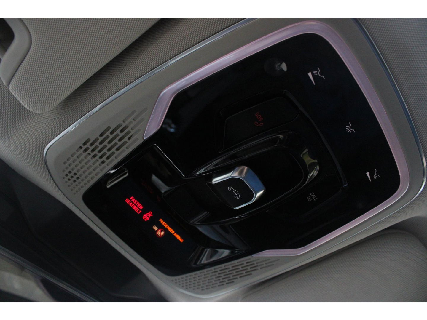 Lynk & Co 01 | Adaptive Cruise | 360° Camera | Panoramadak | Elektrische memory stoel | Keyless |