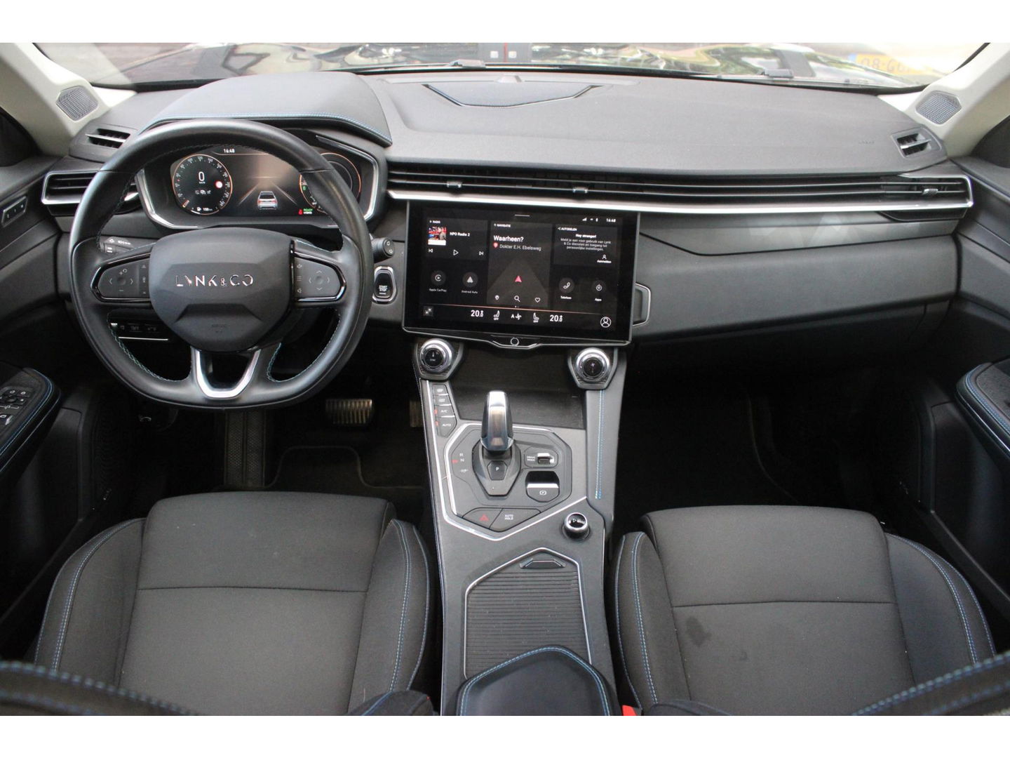 Lynk & Co 01 | Adaptive Cruise | 360° Camera | Panoramadak | Elektrische memory stoel | Keyless |