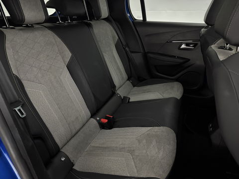 Peugeot 208 EV GT 350 50 kWh | Snelladen | Pano | 360° | Virtual | Sfeerverl. | Carplay | Stoelverw. | Keyless | NAP