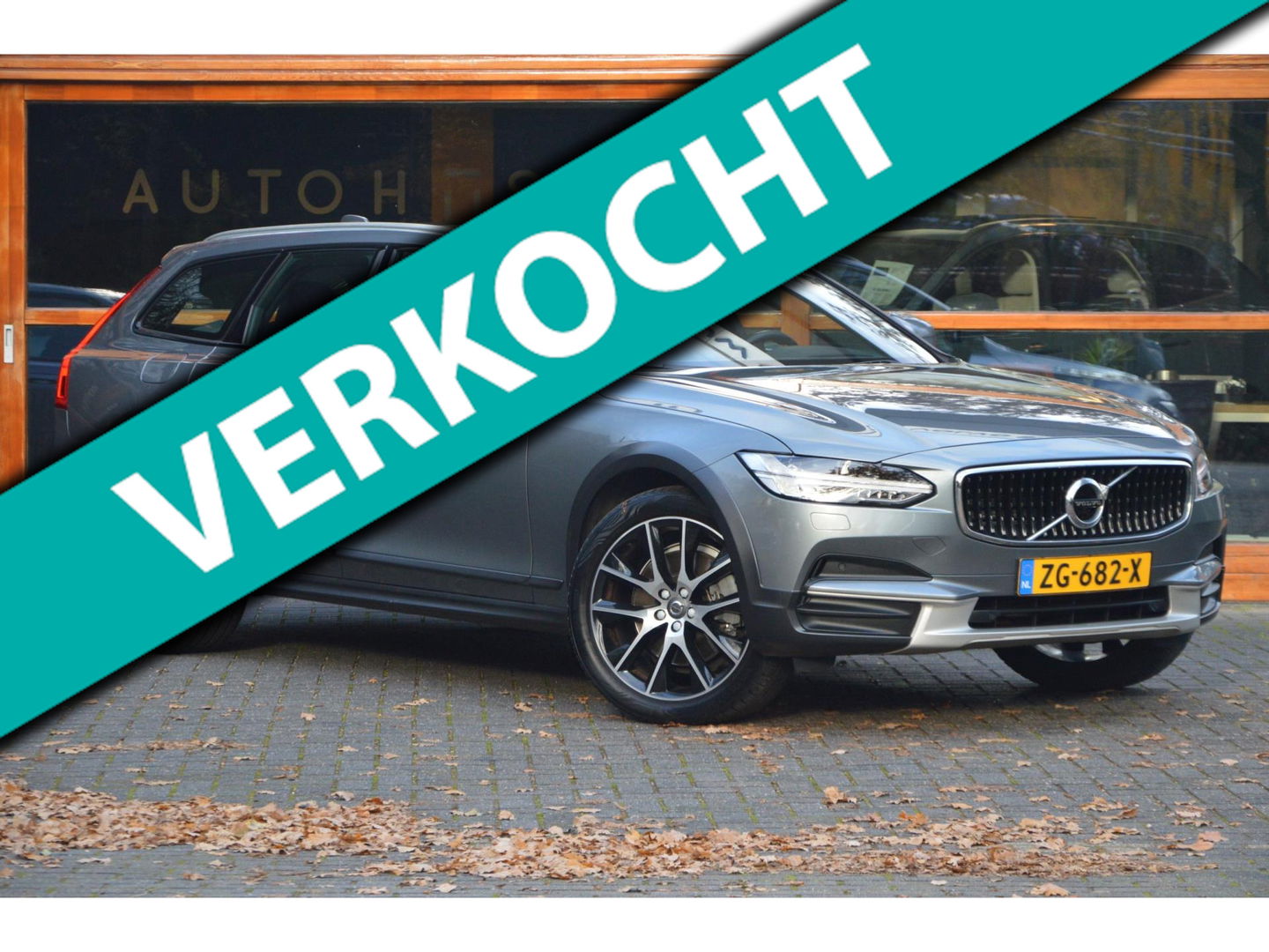 Volvo V90 Cross Country D4 AWD Polestar Engineerd | Adaptive Cruise | Trekhaak 2400KG | Stoelverwarming | Leer | VOC |