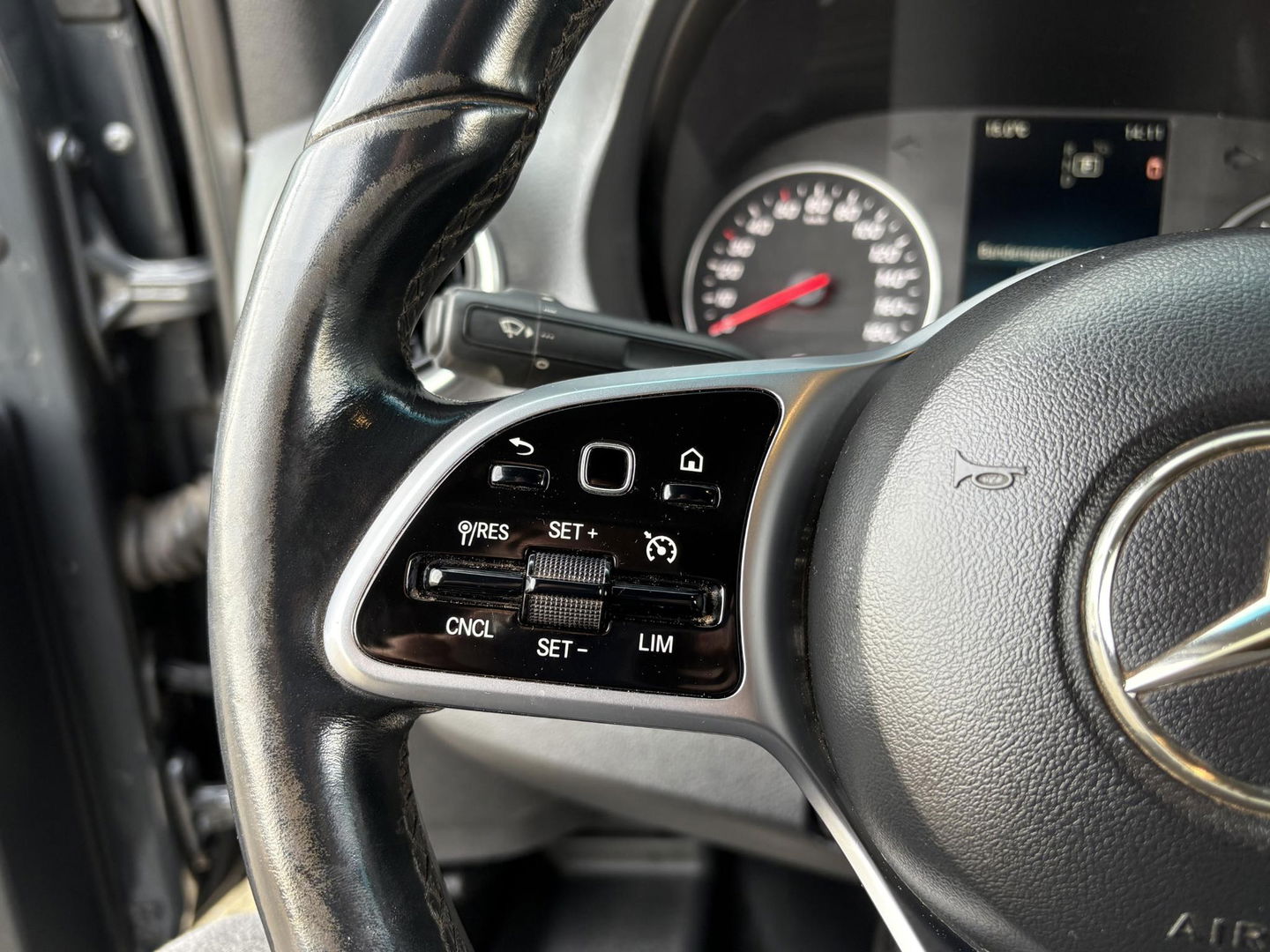 Mercedes-Benz Sprinter 319 3.0 CDI L2H2 V6 | LED | CHAUFFEURSSTOEL | LEDER