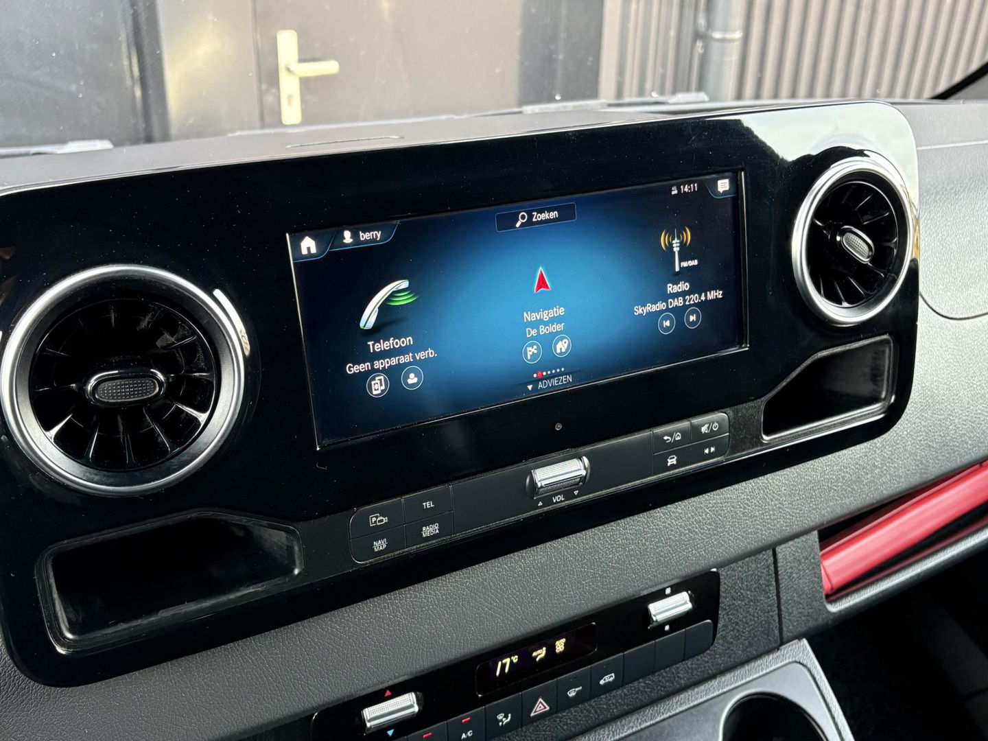 Mercedes-Benz Sprinter 319 3.0 CDI L2H2 V6 ** VERWACHT ** | LED | CHAUFFEURSSTOEL | LEDER