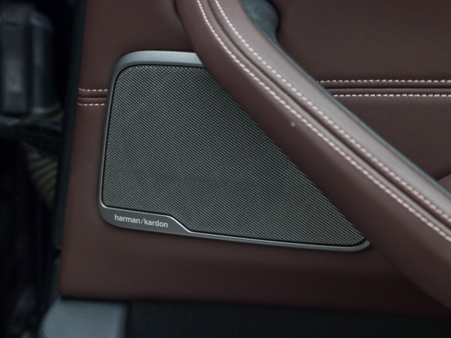 BMW 5 Serie Touring 530e High Exec M Sport Individual Panodak Harman Kardon ACC Trekhaak