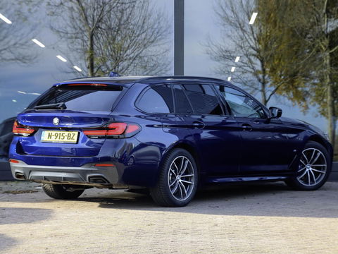 BMW 5 Serie Touring 530e High Executive M Sport Individual Panodak Harman Kardon ACC Trekhaak