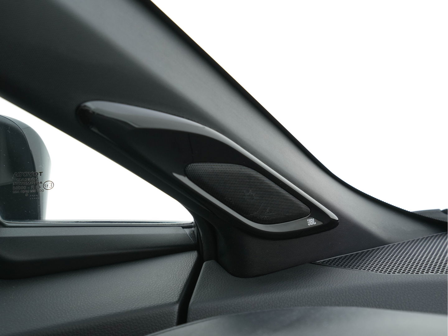 Toyota C-HR 1.8 Hybrid Style Aut. *ADAPTIVE-CRUISE | BLIND-SPOT | JBL-SOUND | HEATED-COMFORTSEATS | CAMERA | KEYLESS | DAB+ | NAVI-FULLMAP | ECC | PDC | PRIVACY-GLASS | TOWBAR | LANE-ASSIST | 18''ALU*