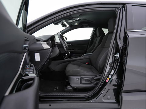 Toyota C-HR 1.8 Hybrid Style Aut. *ADAPTIVE-CRUISE | BLIND-SPOT | JBL-SOUND | HEATED-COMFORTSEATS | CAMERA | KEYLESS | DAB+ | NAVI-FULLMAP | ECC | PDC | PRIVACY-GLASS | TOWBAR | LANE-ASSIST | 18''ALU*