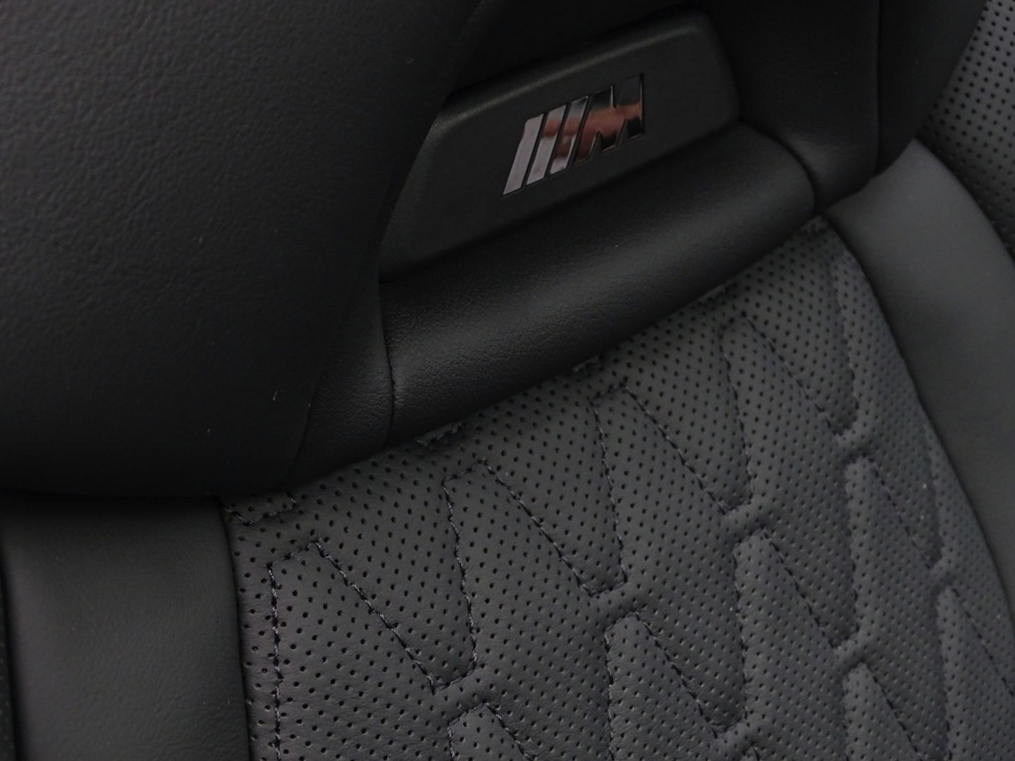 BMW X5 45e X-Drive M-Sport / Individual / Carbon / B&W / 360° / Laser