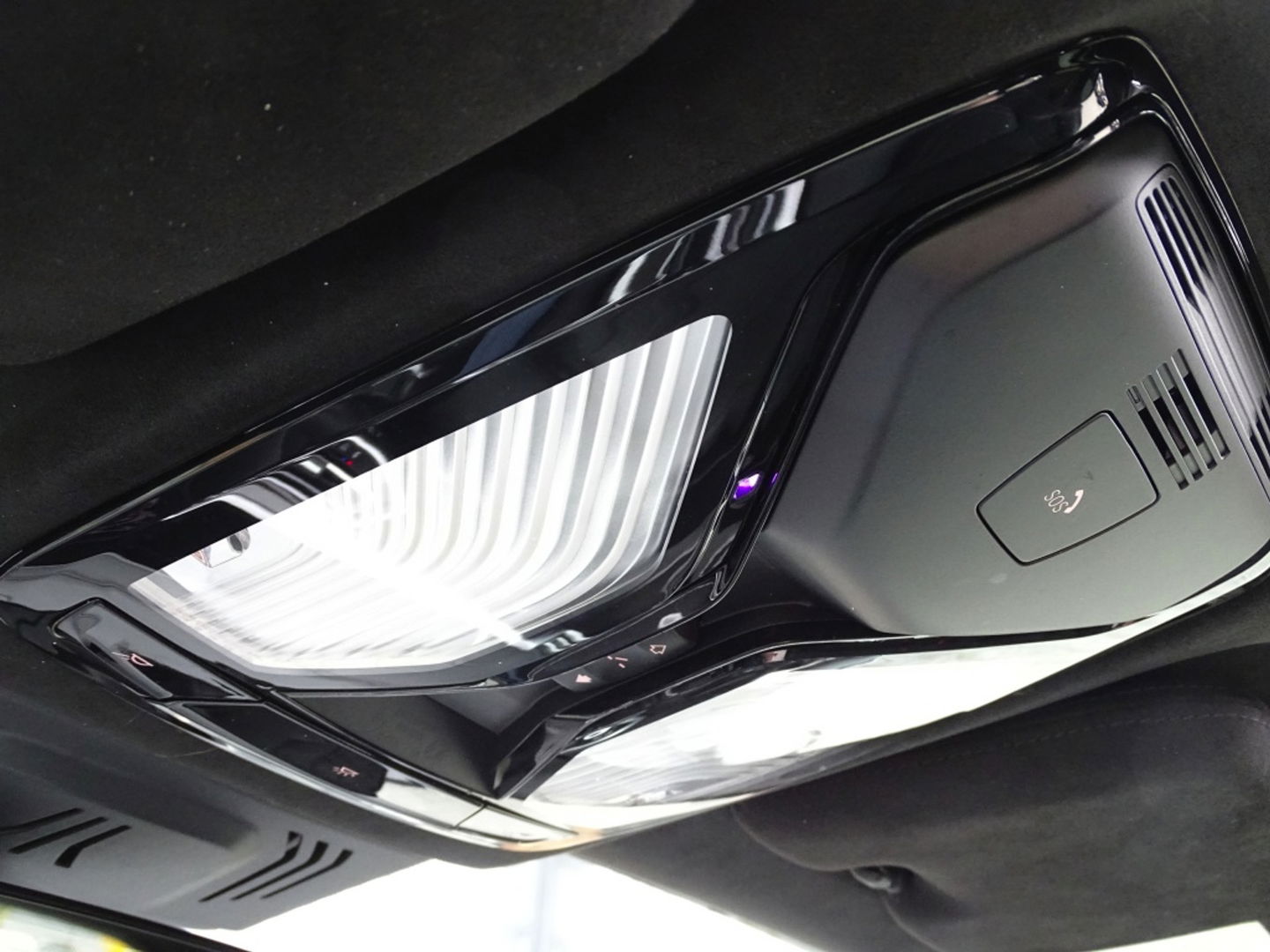 BMW X5 45e X-Drive M-Sport / Individual / Carbon / B&W / 360° / Laser