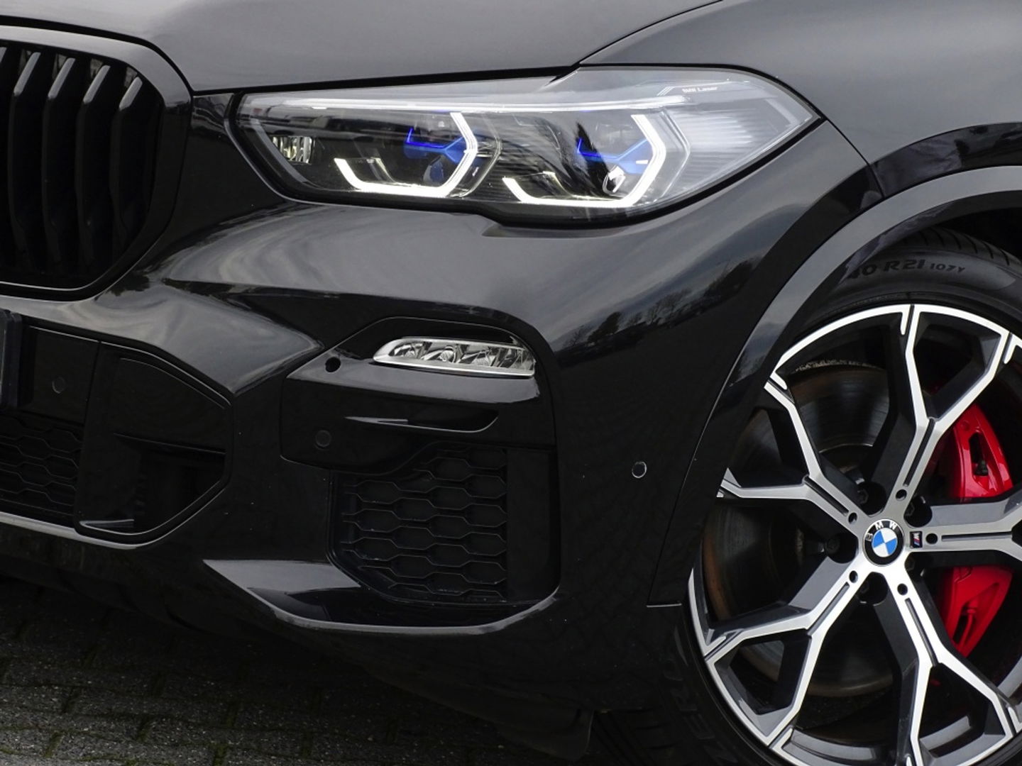 BMW X5 45e X-Drive M-Sport / Individual / Carbon / B&W / 360° / Laser