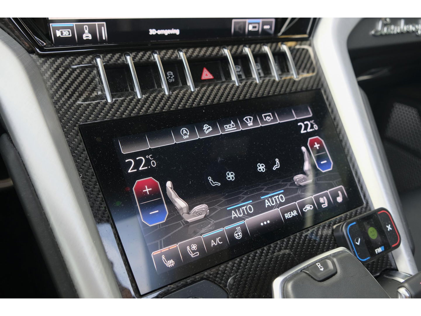 Lamborghini Urus 4.0 V8 650pk Panoramadak NLauto 4-seat config Carbon Bang&Olufsen 4-wielsturing Massage Stoelkoeling 23" LMV