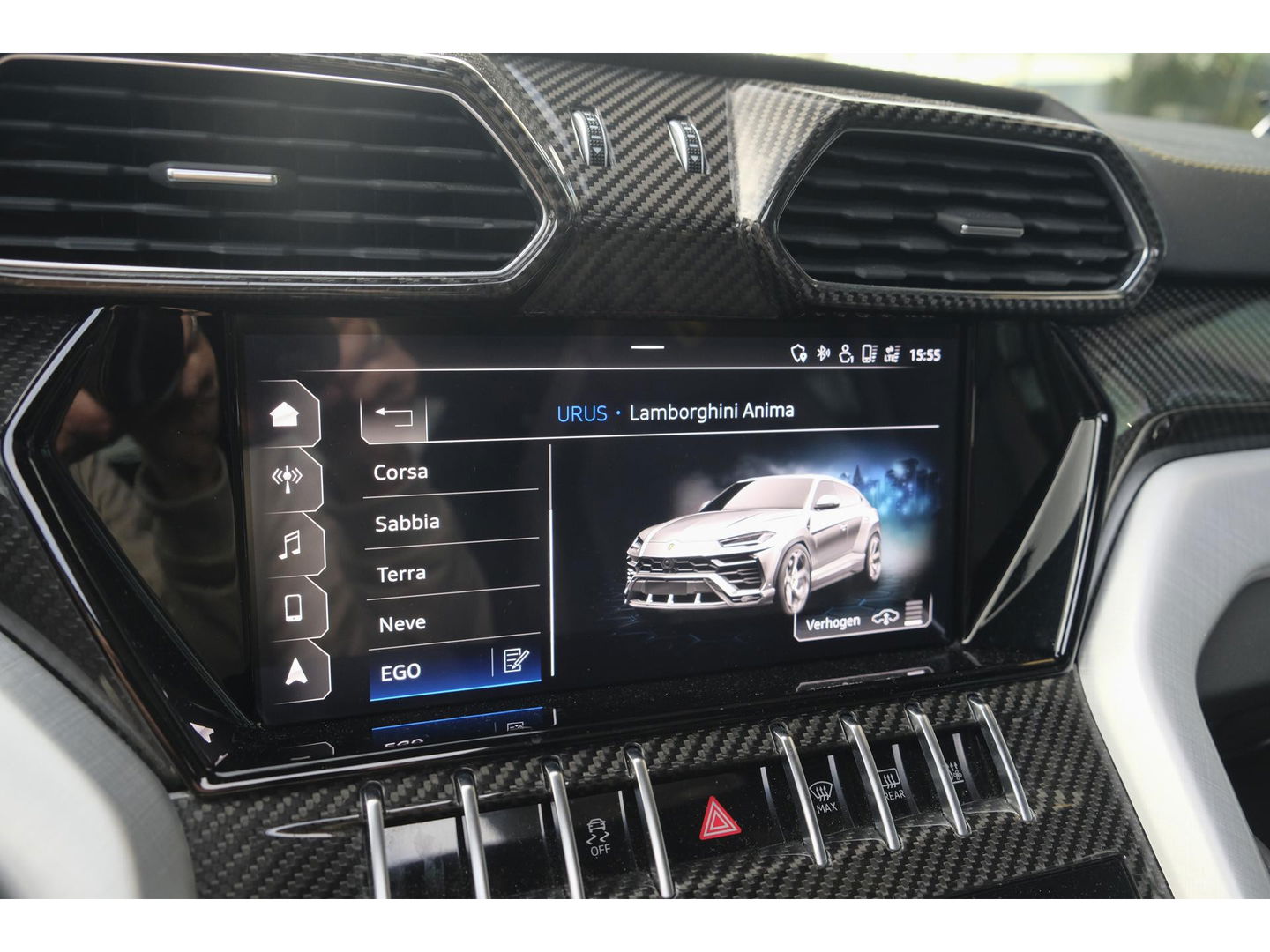 Lamborghini Urus 4.0 V8 650pk Panoramadak NLauto 4-seat config Carbon Bang&Olufsen 4-wielsturing Massage Stoelkoeling 23" LMV