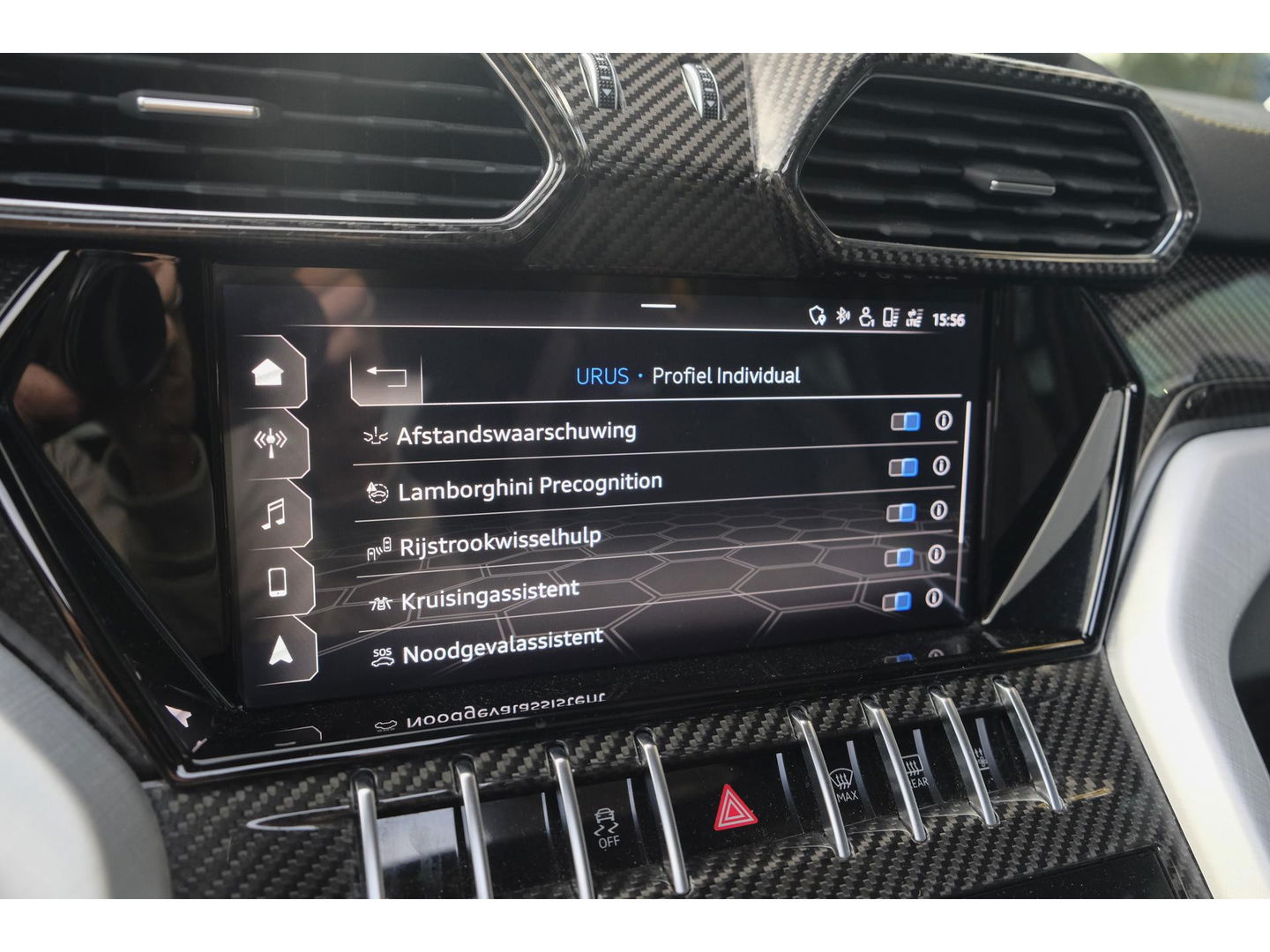 Lamborghini Urus 4.0 V8 650pk Panoramadak NLauto 4-seat config Carbon Bang&Olufsen 4-wielsturing Massage Stoelkoeling 23" LMV