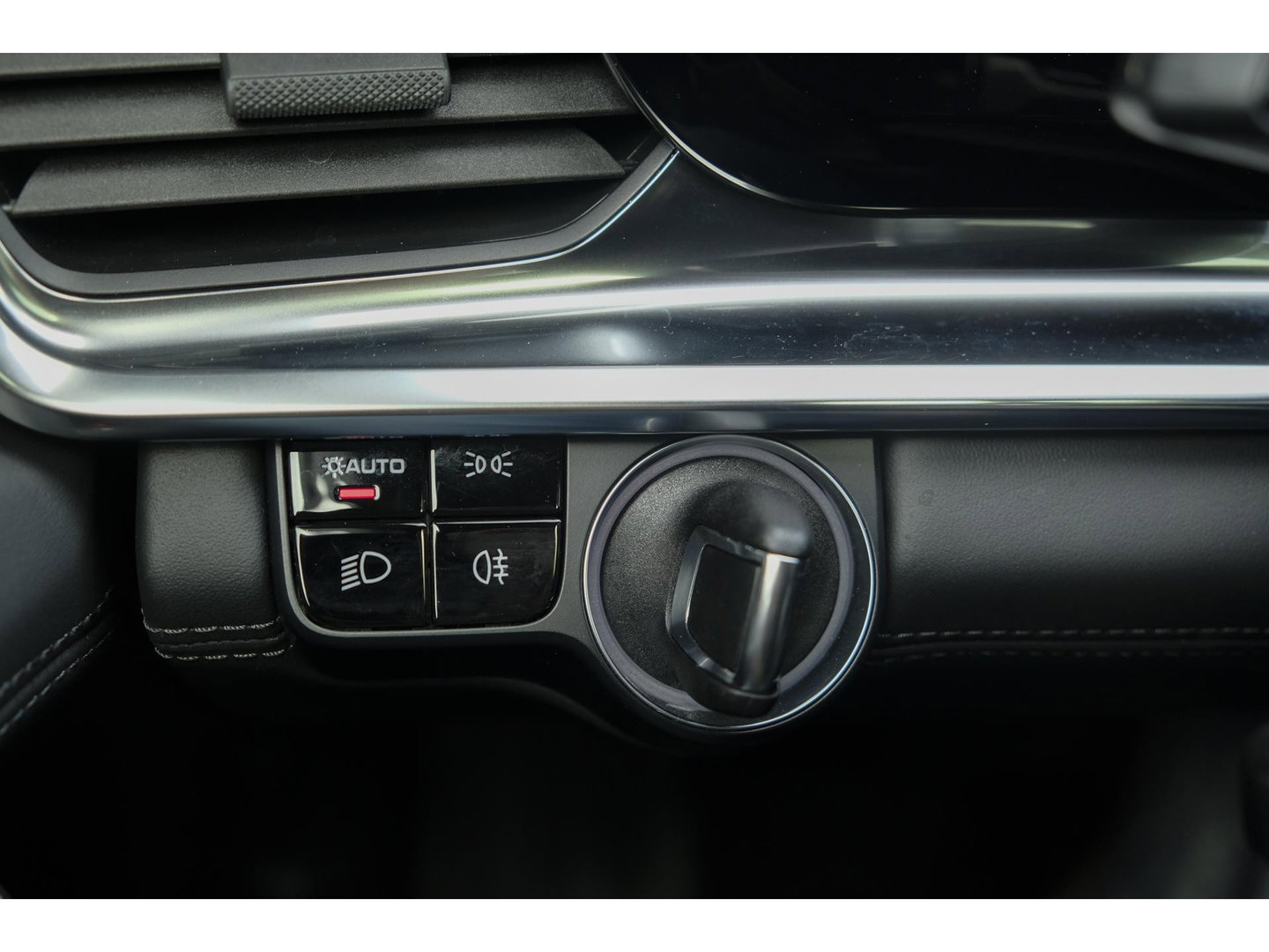 Porsche Panamera Sport Turismo 4 2.9 V6 330pk Sport design Adaptieve sportstoelen Sportuitlaat Luchtvering Stoelkoeling Bose Adaptive cruise 21" LMV