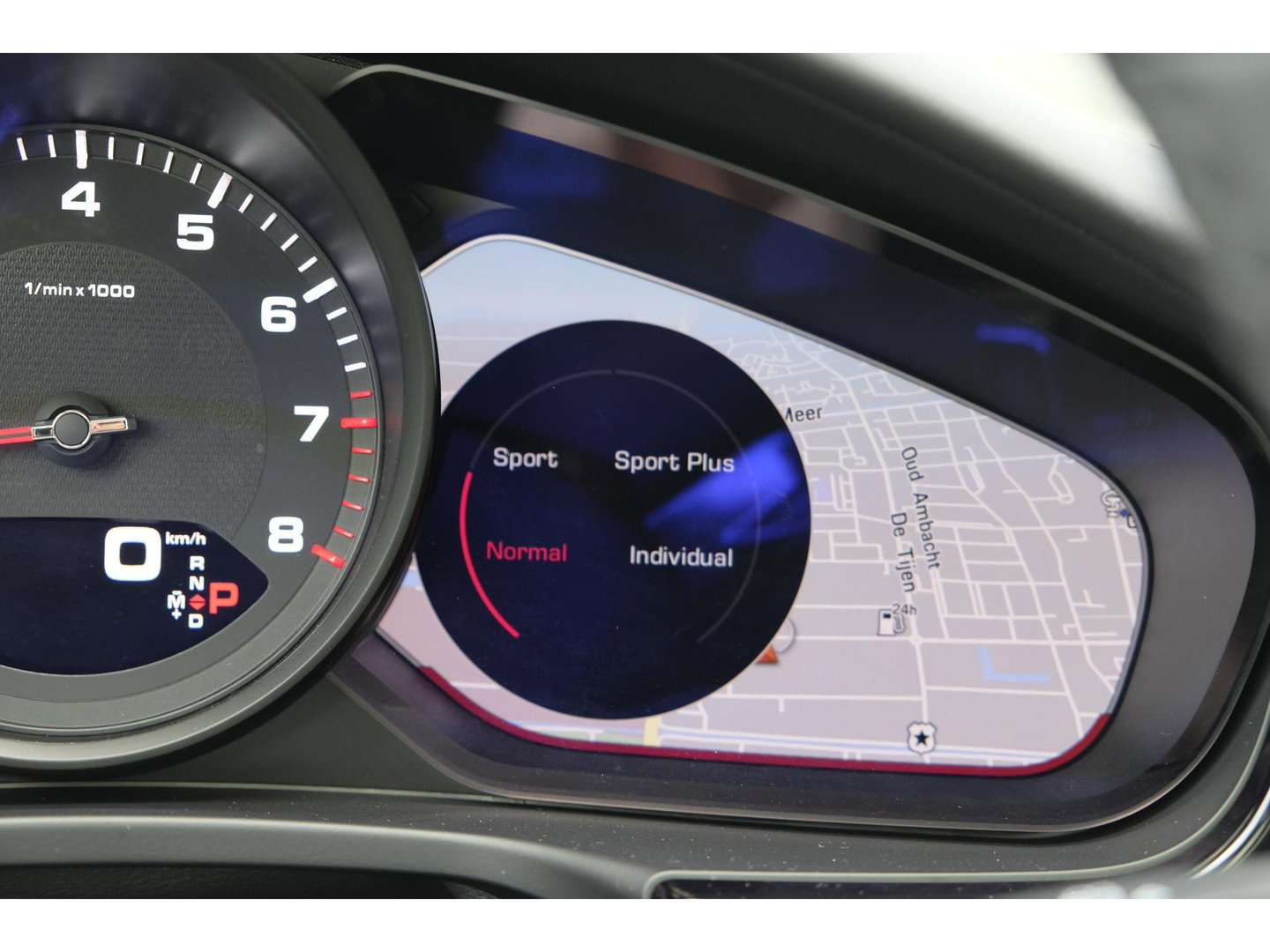 Porsche Panamera Sport Turismo 4 2.9 V6 330pk Sport design Adaptieve sportstoelen Sportuitlaat Luchtvering Stoelkoeling Bose Adaptive cruise 21" LMV