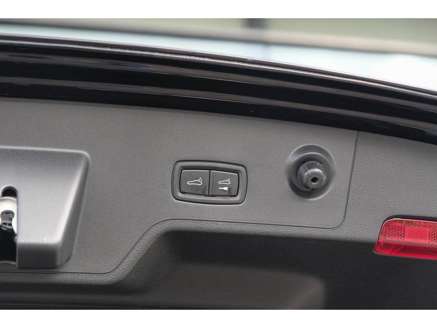 Porsche Panamera Sport Turismo 4 2.9 V6 330pk Sport design Adaptieve sportstoelen Sportuitlaat Luchtvering Stoelkoeling Bose Adaptive cruise 21" LMV