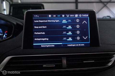 Peugeot 5008 1.2 PureTech Advanced Grip Control Allure | 7p | Trekhaak | Panoramadak | LED | Stoelverwarming |
