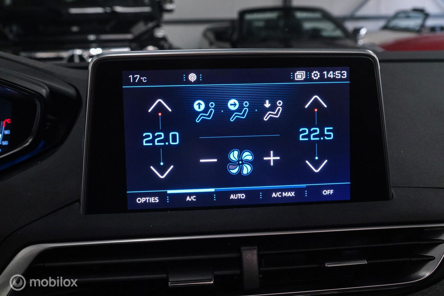 Peugeot 5008 1.2 PureTech Advanced Grip Control Allure | 7p | Trekhaak | Panoramadak | LED | Stoelverwarming |