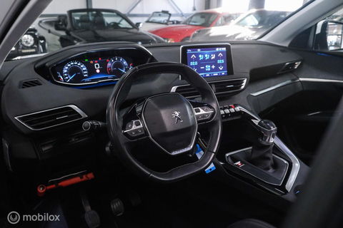 Peugeot 5008 1.2 PureTech Advanced Grip Control Allure | 7p | Trekhaak | Panoramadak | LED | Stoelverwarming |