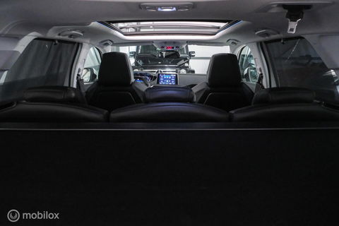 Peugeot 5008 1.2 PureTech Advanced Grip Control Allure | 7p | Trekhaak | Panoramadak | LED | Stoelverwarming |
