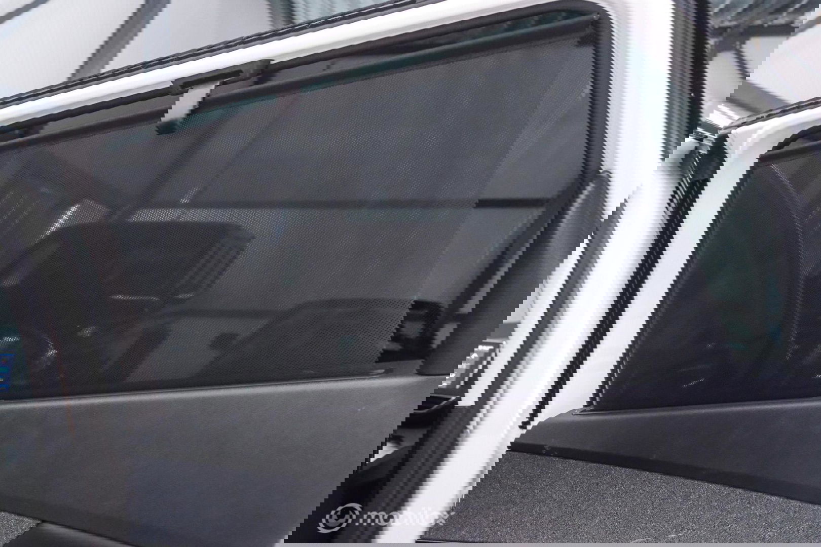 Peugeot 5008 1.2 PureTech Advanced Grip Control Allure | 7p | Trekhaak | Panoramadak | LED | Stoelverwarming |