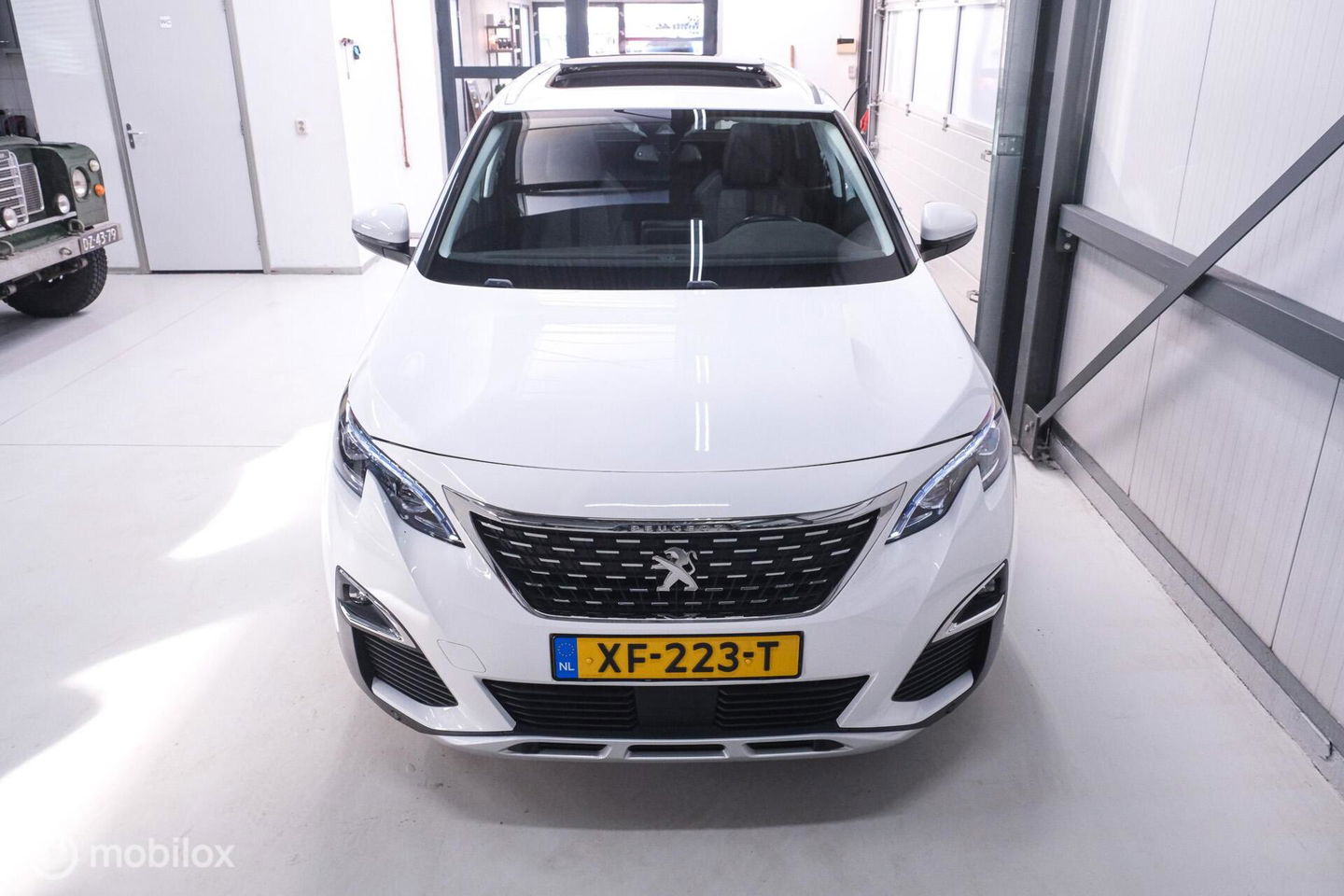 Peugeot 5008 1.2 PureTech Advanced Grip Control Allure | 7p | Trekhaak | Panoramadak | LED | Stoelverwarming |