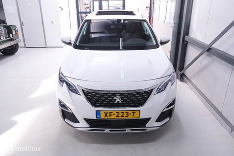 Peugeot 5008 1.2 PureTech Advanced Grip Control Allure | 7p | Trekhaak | Panoramadak | LED | Stoelverwarming |