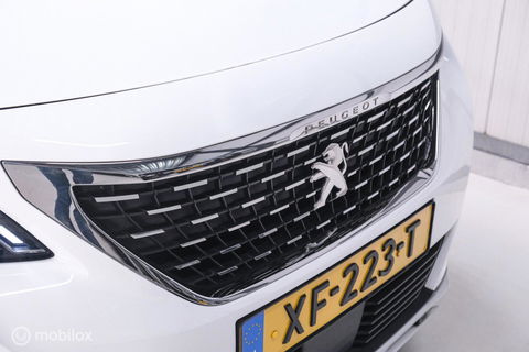 Peugeot 5008 1.2 PureTech Advanced Grip Control Allure | 7p | Trekhaak | Panoramadak | LED | Stoelverwarming |