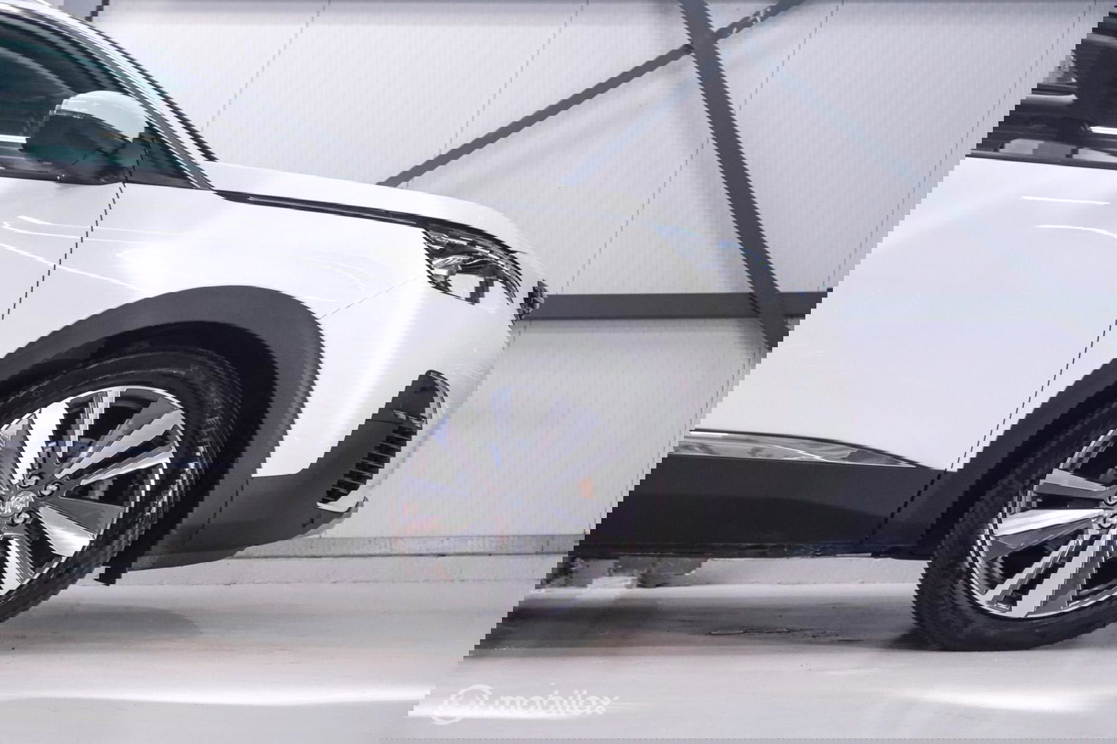 Peugeot 5008 1.2 PureTech Advanced Grip Control Allure | 7p | Trekhaak | Panoramadak | LED | Stoelverwarming |