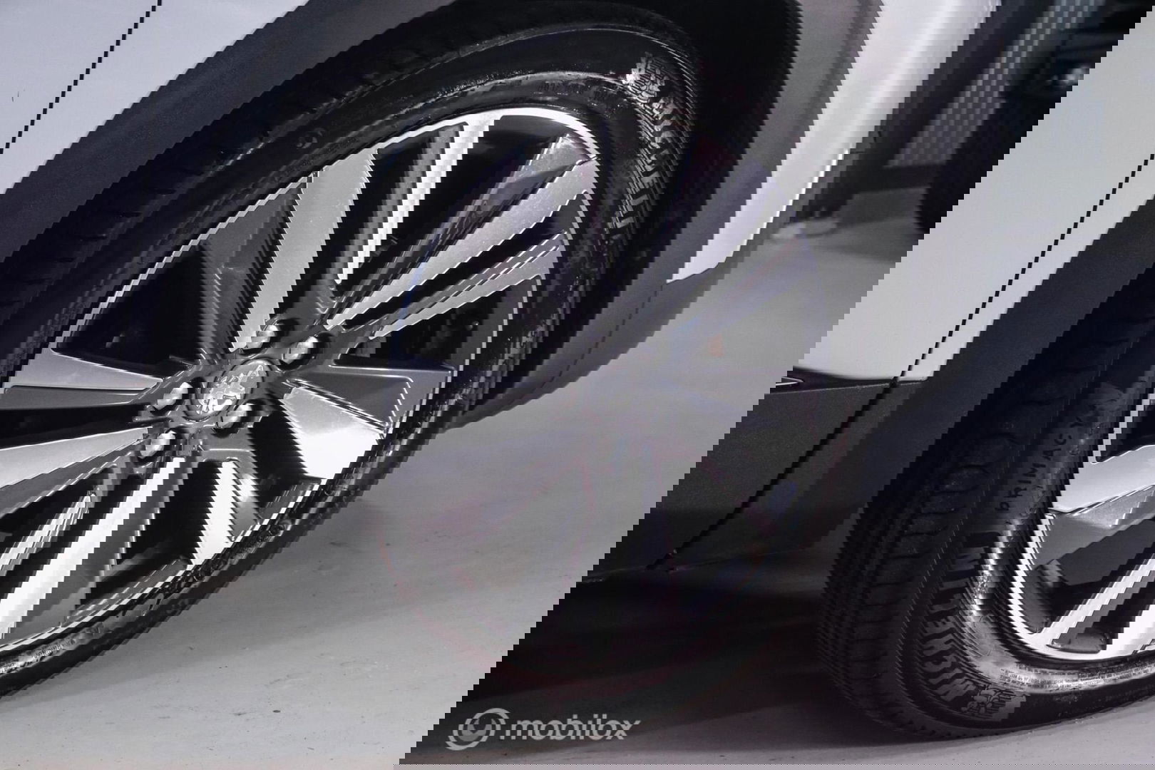 Peugeot 5008 1.2 PureTech Advanced Grip Control Allure | 7p | Trekhaak | Panoramadak | LED | Stoelverwarming |