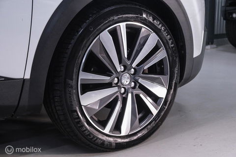 Peugeot 5008 1.2 PureTech Advanced Grip Control Allure | 7p | Trekhaak | Panoramadak | LED | Stoelverwarming |
