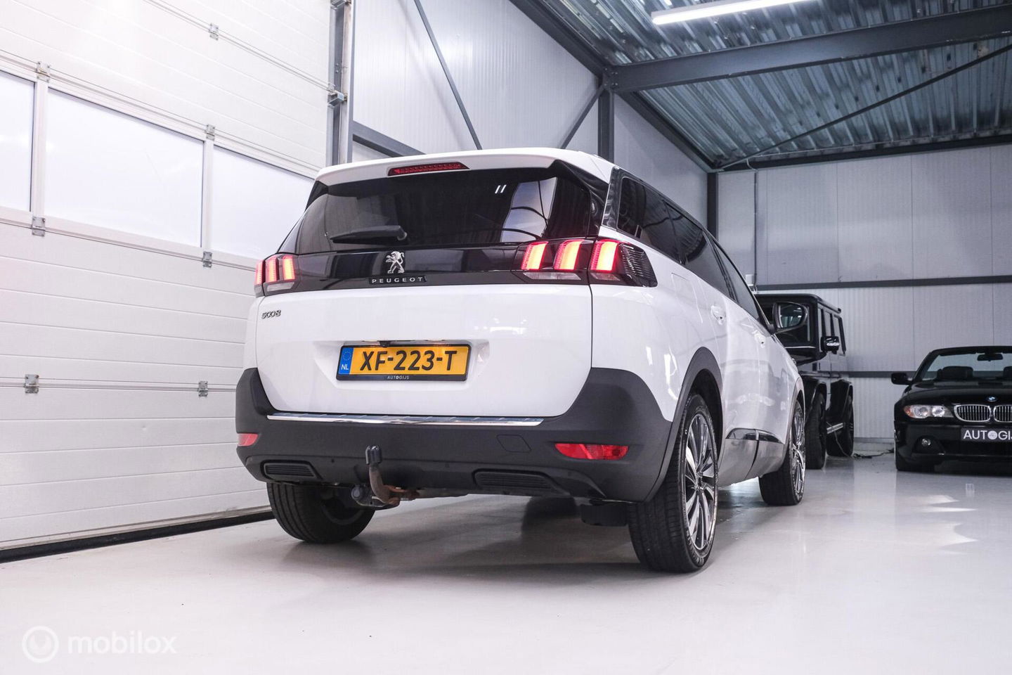 Peugeot 5008 1.2 PureTech Advanced Grip Control Allure | 7p | Trekhaak | Panoramadak | LED | Stoelverwarming |