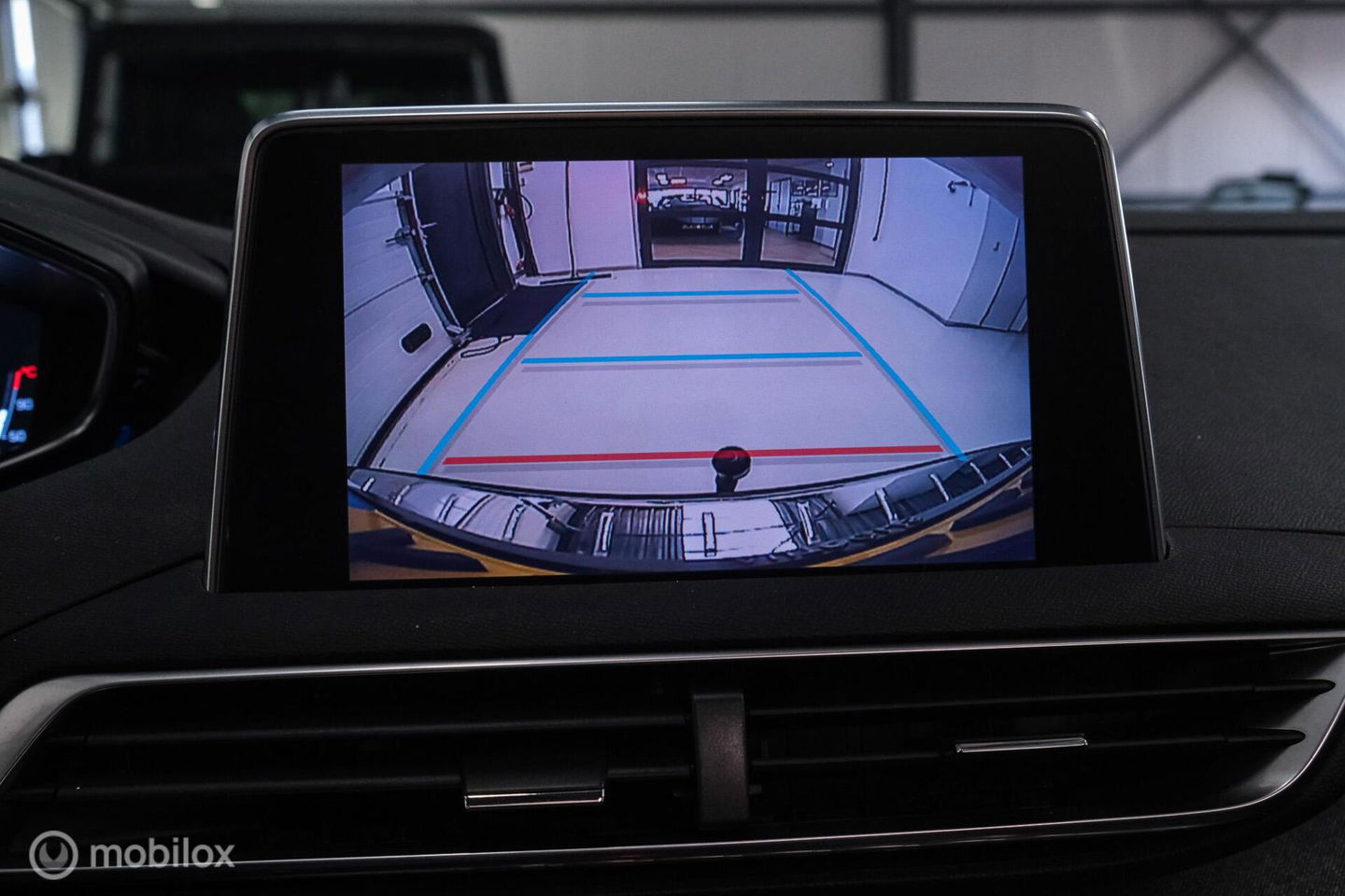 Peugeot 5008 1.2 PureTech Advanced Grip Control Allure | 7p | Trekhaak | Panoramadak | LED | Stoelverwarming |