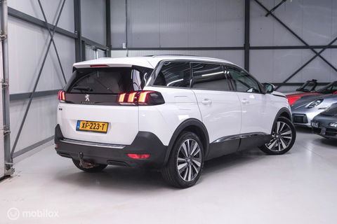 Peugeot 5008 1.2 PureTech Advanced Grip Control Allure | 7p | Trekhaak | Panoramadak | LED | Stoelverwarming |