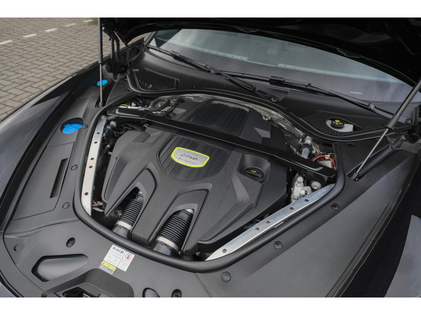 Porsche Panamera Sport Turismo 2.9 4S 560pk E-Hybrid Facelift Panoramadak *BTW* Luchtvering Softclose Bose 22" LMV Camera