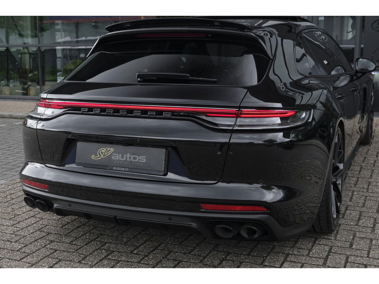Porsche Panamera Sport Turismo 2.9 4S 560pk E-Hybrid Facelift Panoramadak *BTW* Luchtvering Softclose Bose 22" LMV Camera