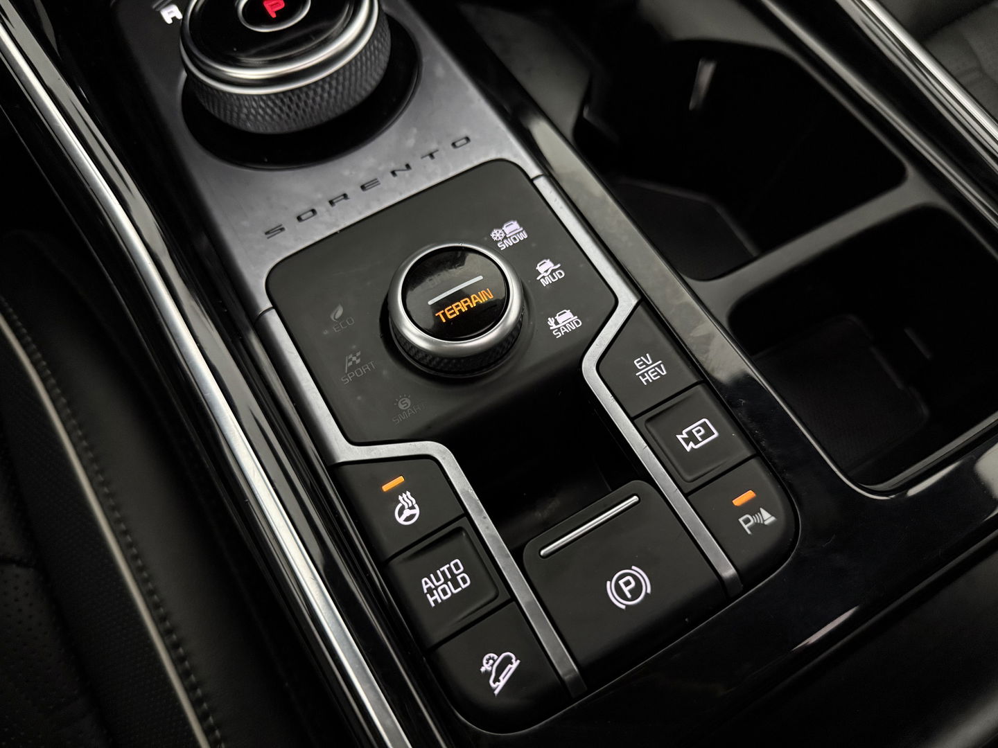 Kia Sorento 1.6 T-GDI PHEV 4WD ExecutiveLine | Pano | Sfeer | Memory | HuD | Bose | Virtual | Trekh. | Adap. Cruise | Stoel/Stuur Verw. | Camera | Keyless | Carplay