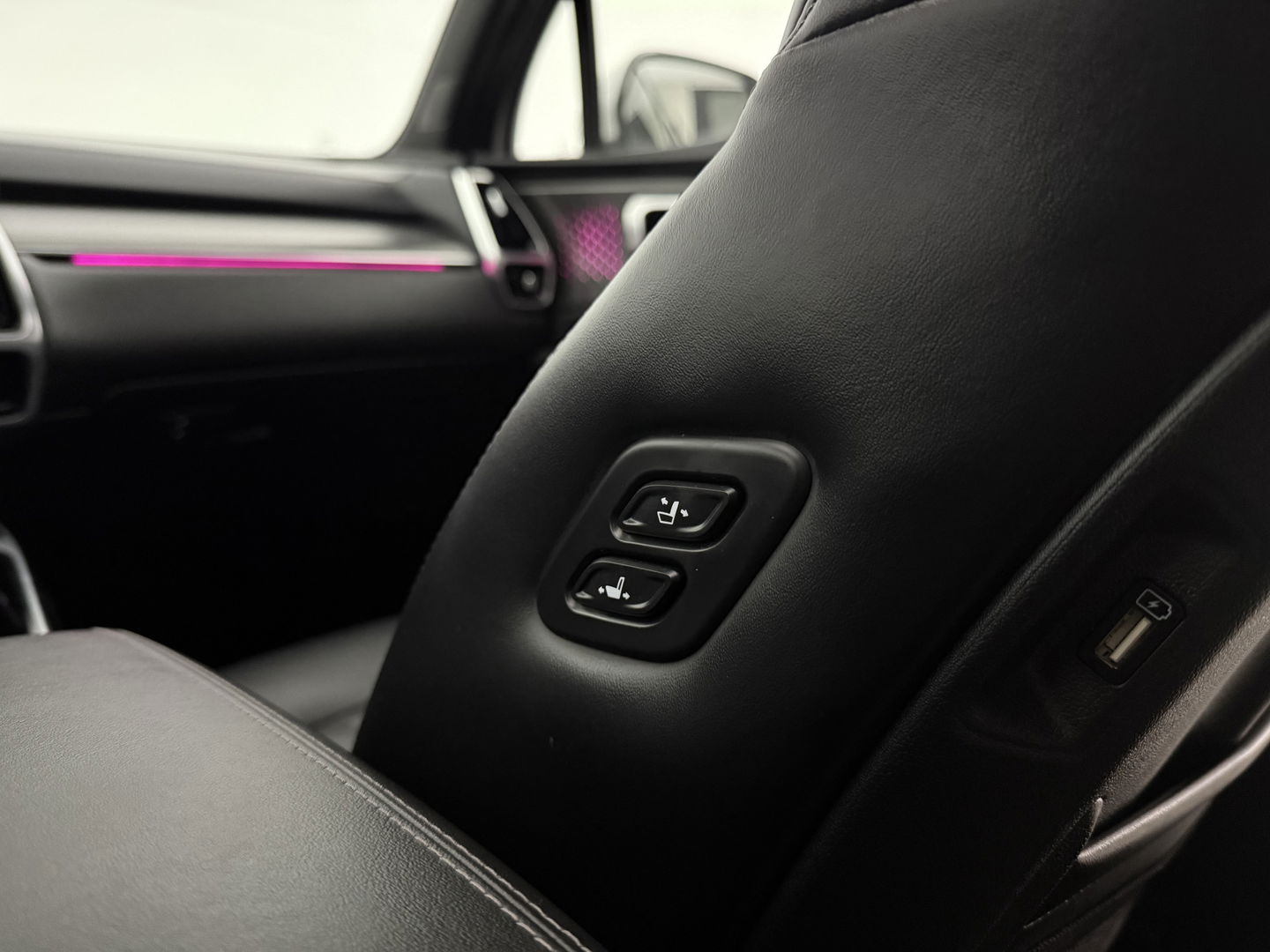 Kia Sorento 1.6 T-GDI PHEV 4WD ExecutiveLine | Pano | Sfeer | Memory | HuD | Bose | Virtual | Trekh. | Adap. Cruise | Stoel/Stuur Verw. | Camera | Keyless | Carplay