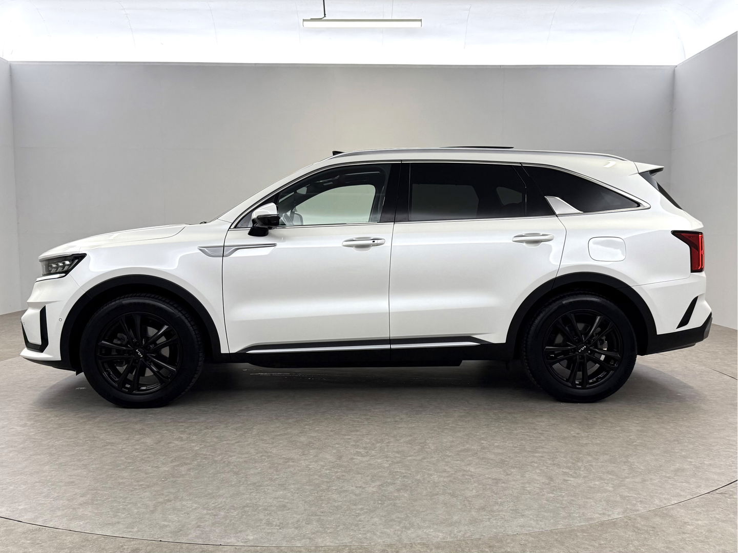 Kia Sorento 1.6 T-GDI PHEV 4WD ExecutiveLine | Pano | Sfeer | Memory | HuD | Bose | Virtual | Trekh. | Adap. Cruise | Stoel/Stuur Verw. | Camera | Keyless | Carplay