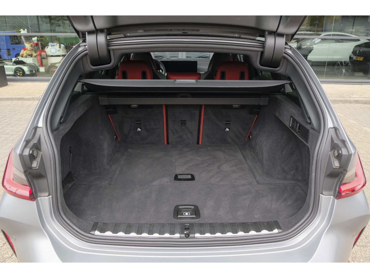 BMW M3 Touring Competition 510pk xDrive Widescreen Frozen grey *BTW* Head-up Adaptive cruise CSL grille 21" LMV