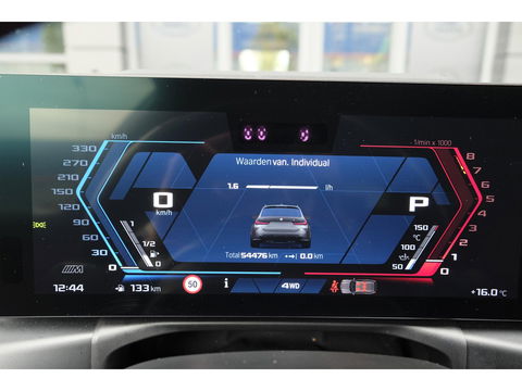 BMW M3 Touring Competition 510pk xDrive Widescreen Frozen grey *BTW* Head-up Adaptive cruise CSL grille 21" LMV