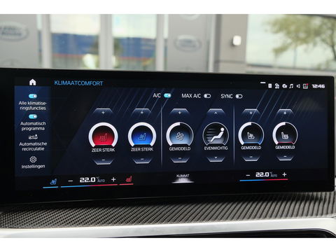 BMW M3 Touring Competition 510pk xDrive Widescreen Frozen grey *BTW* Head-up Adaptive cruise CSL grille 21" LMV