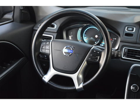 Volvo XC70 D4 Summum | 5 Cilinder | Adaptive Cruise | BLIS | Stoelverwarming | Leer | Lane Keeping Aid |