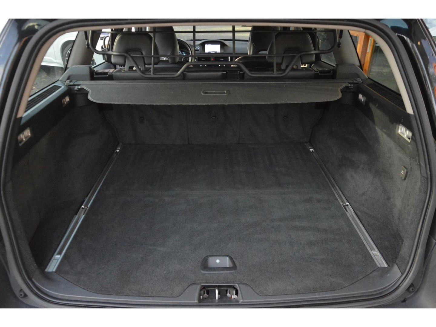 Volvo XC70 D4 Summum | 5 Cilinder | Adaptive Cruise | BLIS | Stoelverwarming | Leer | Lane Keeping Aid |