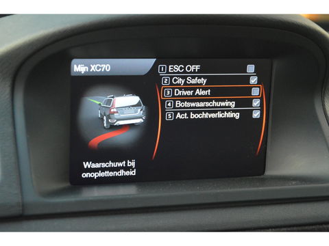 Volvo XC70 D4 Summum | 5 Cilinder | Adaptive Cruise | BLIS | Stoelverwarming | Leer | Lane Keeping Aid |