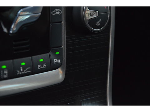 Volvo XC70 D4 Summum | 5 Cilinder | Adaptive Cruise | BLIS | Stoelverwarming | Leer | Lane Keeping Aid |