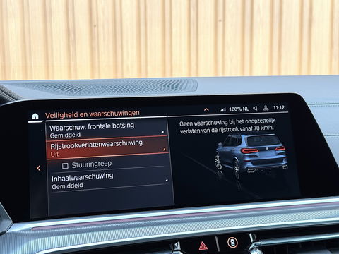 BMW X5 XDRIVE30D High Executive | M Pakket | 22" Lichtmetaal | Apple Carplay | Android Auto | Panoramadak | 3500 KG Trekken | Leder | DAB | Stuurwielverwarming | Head-Up Display | BMW Laser |